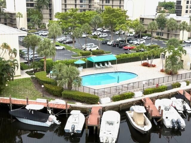 4 Royal Palm Way, Boca Raton, FL 33432 Photo