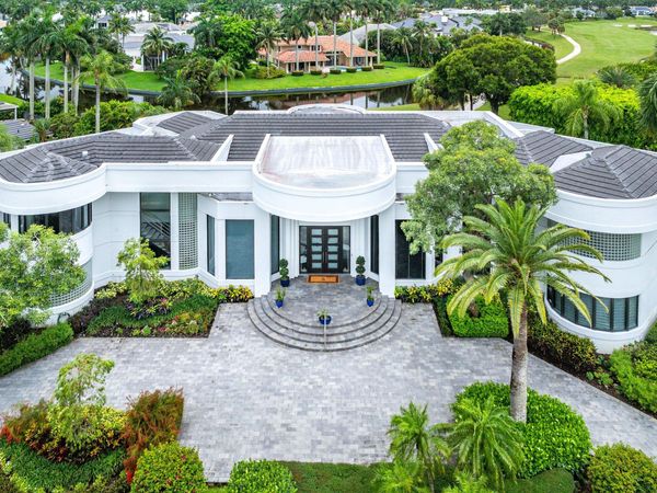7027 Queenferry Circle, Boca Raton, FL 33496