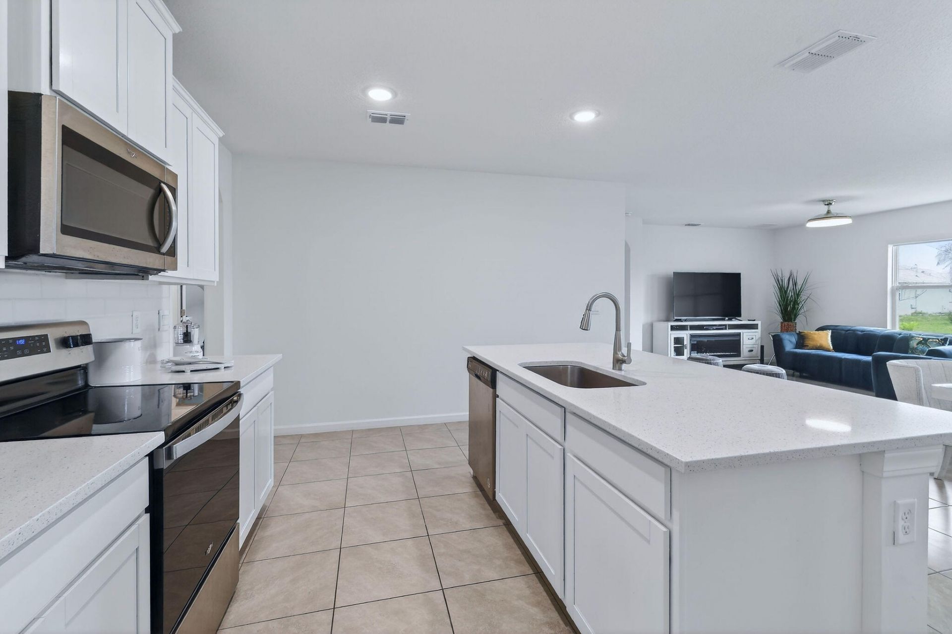 1043 SW California Boulevard, Port Saint Lucie, FL 34953 Photo