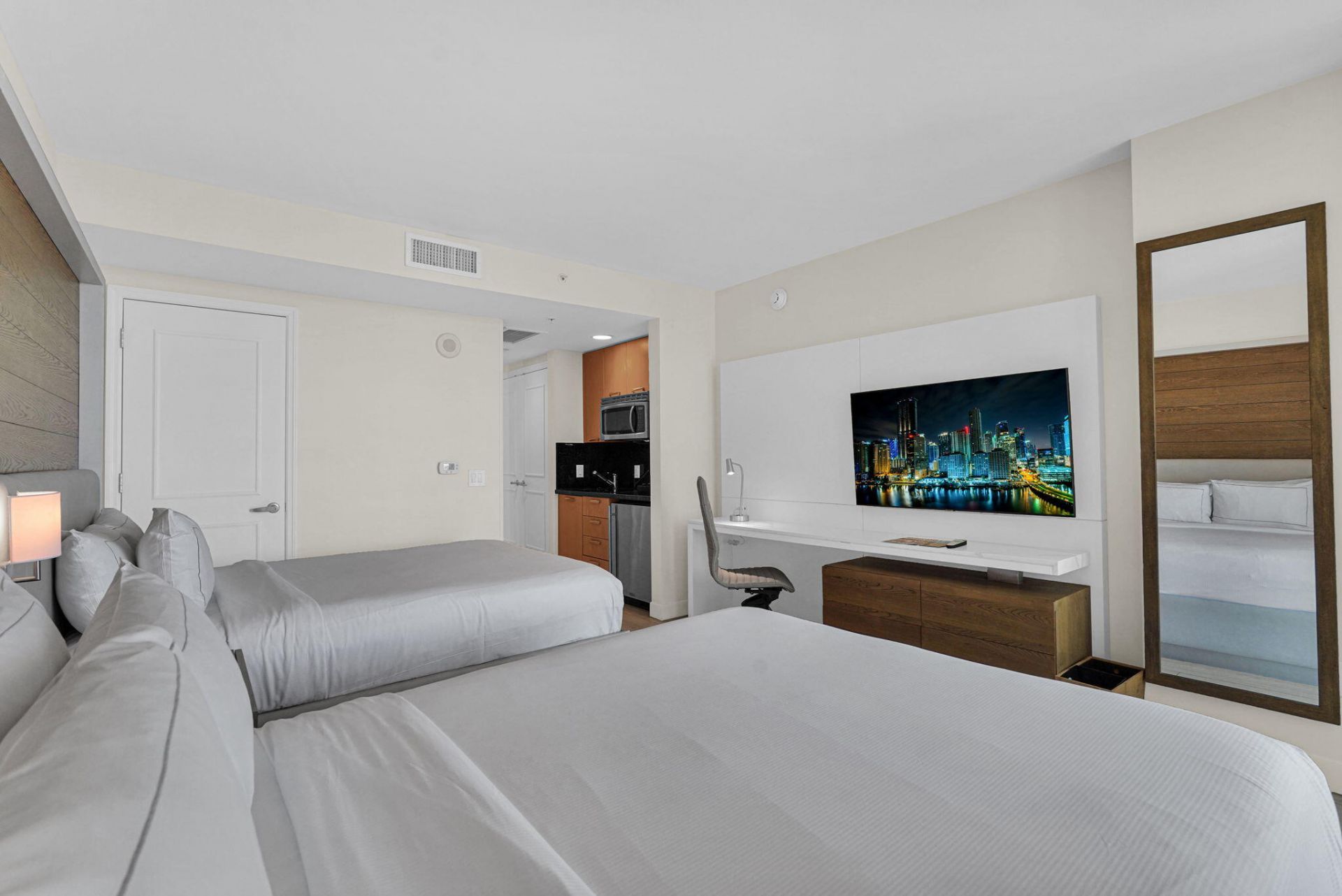 505 N Fort Lauderdale Beach Boulevard, Unit 915, Fort Lauderdale, FL 33304 Photo
