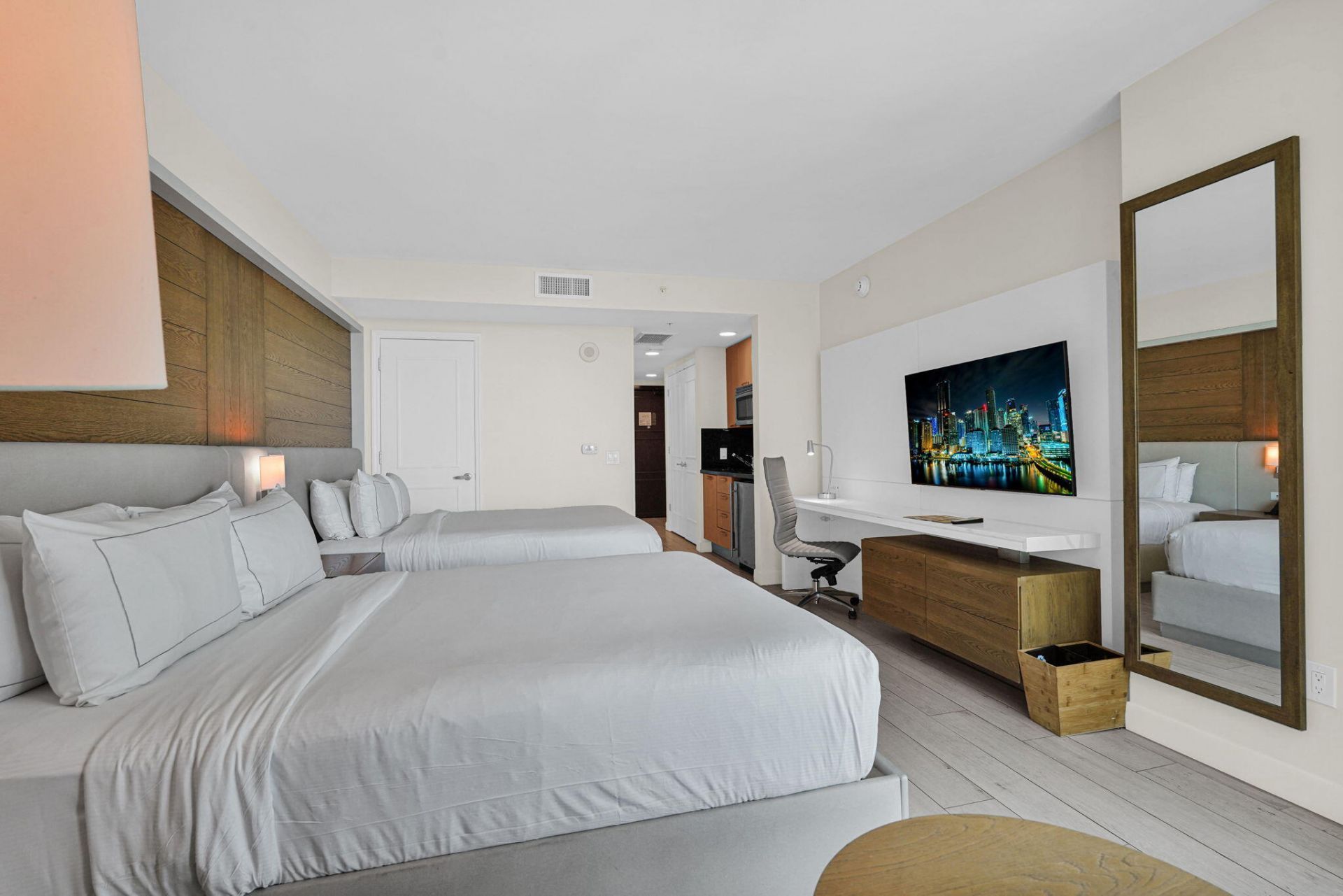 505 N Fort Lauderdale Beach Boulevard, Unit 915, Fort Lauderdale, FL 33304 Photo