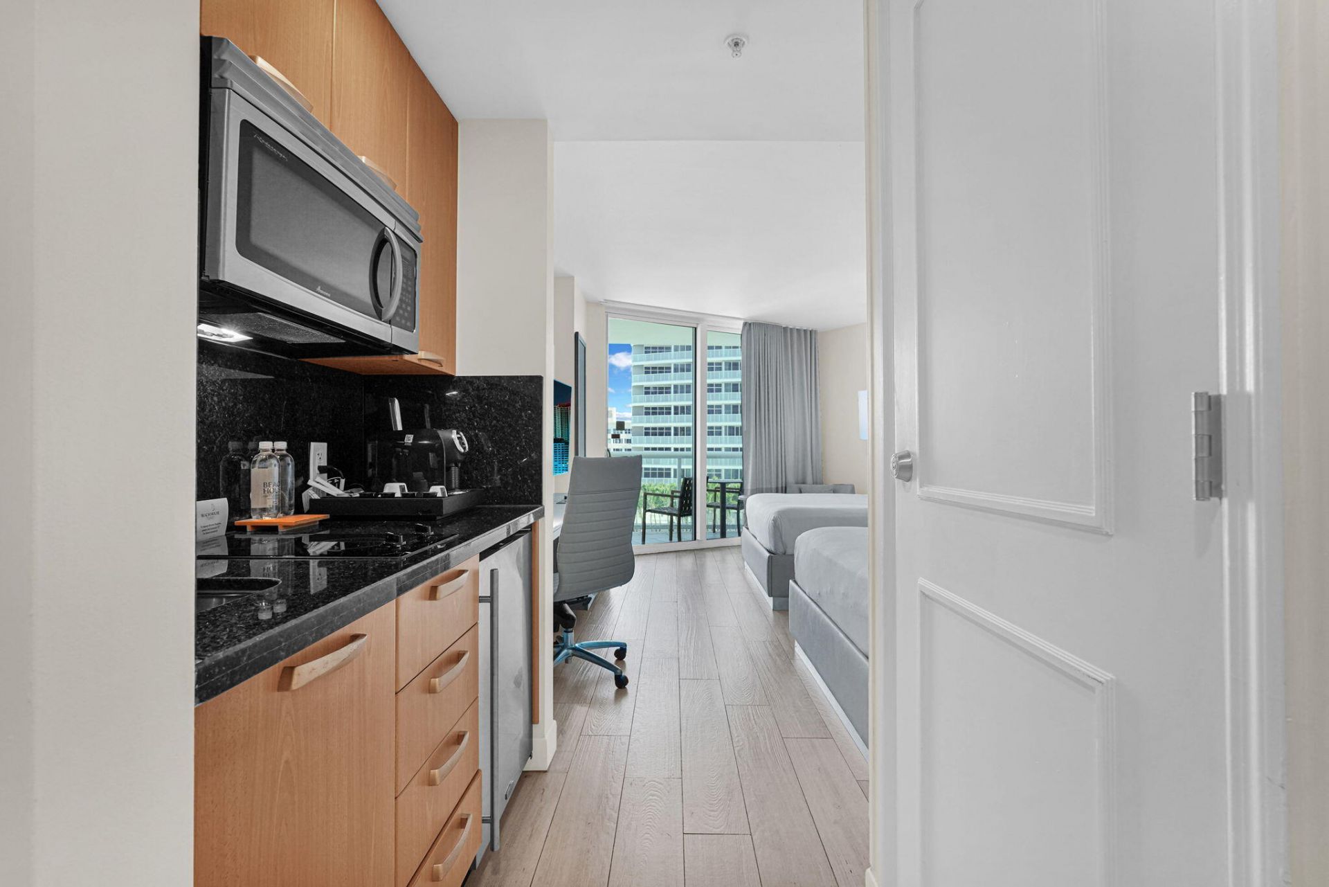 505 N Fort Lauderdale Beach Boulevard, Unit 915, Fort Lauderdale, FL 33304 Photo