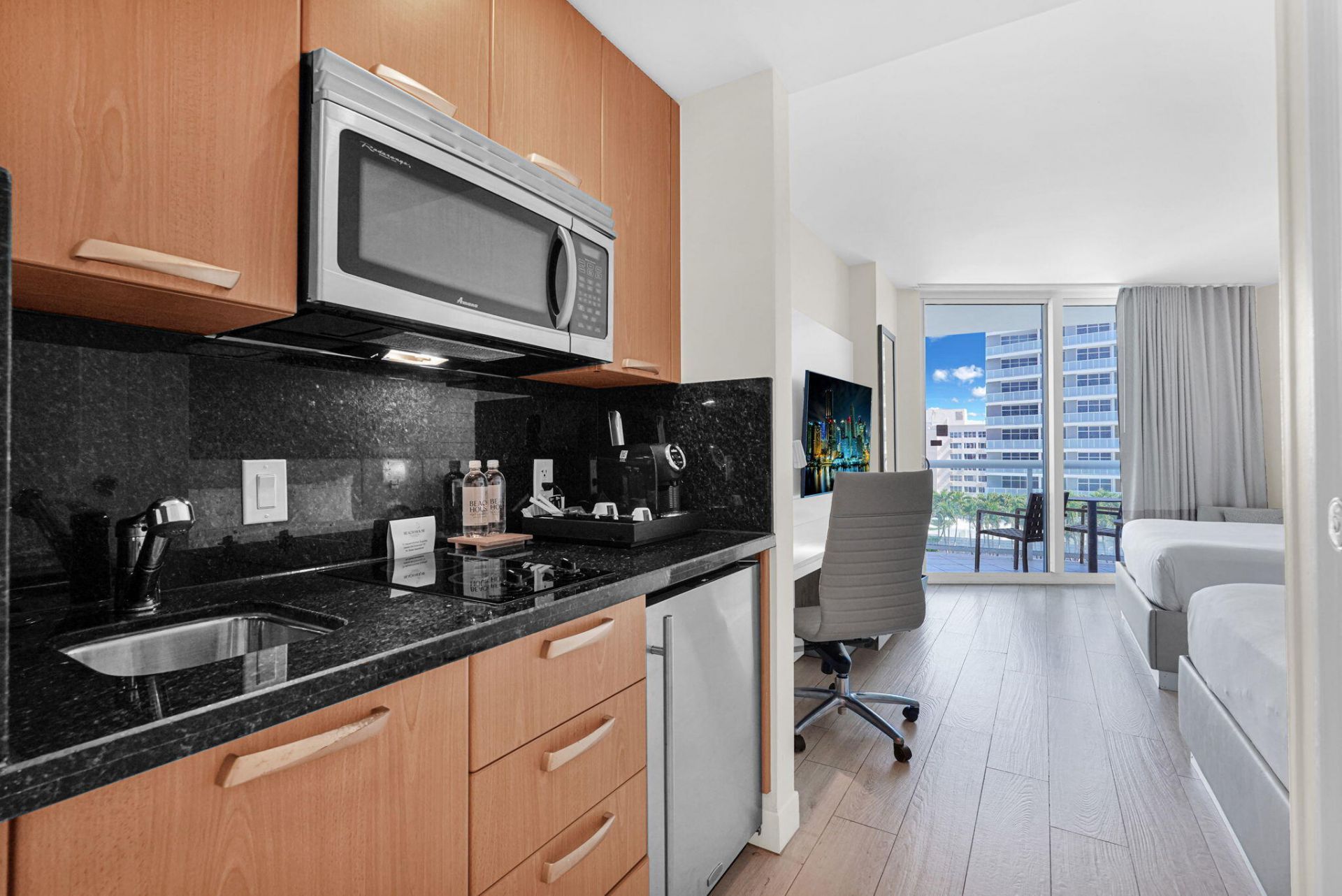 505 N Fort Lauderdale Beach Boulevard, Unit 915, Fort Lauderdale, FL 33304 Photo