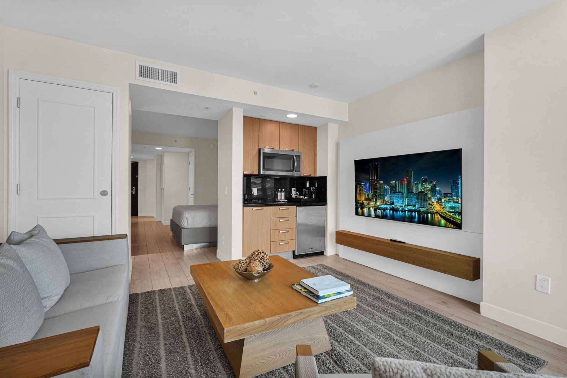 505 N Fort Lauderdale Beach Boulevard, Unit 1103, Fort Lauderdale, FL 33304 Photo