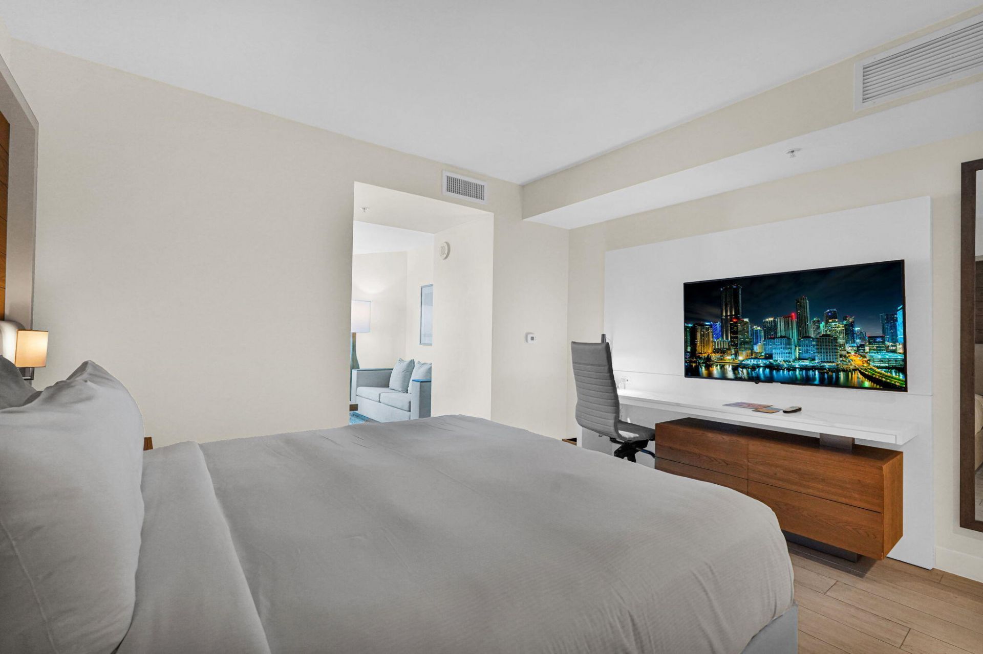 505 N Fort Lauderdale Beach Boulevard, Unit 1103, Fort Lauderdale, FL 33304 Photo
