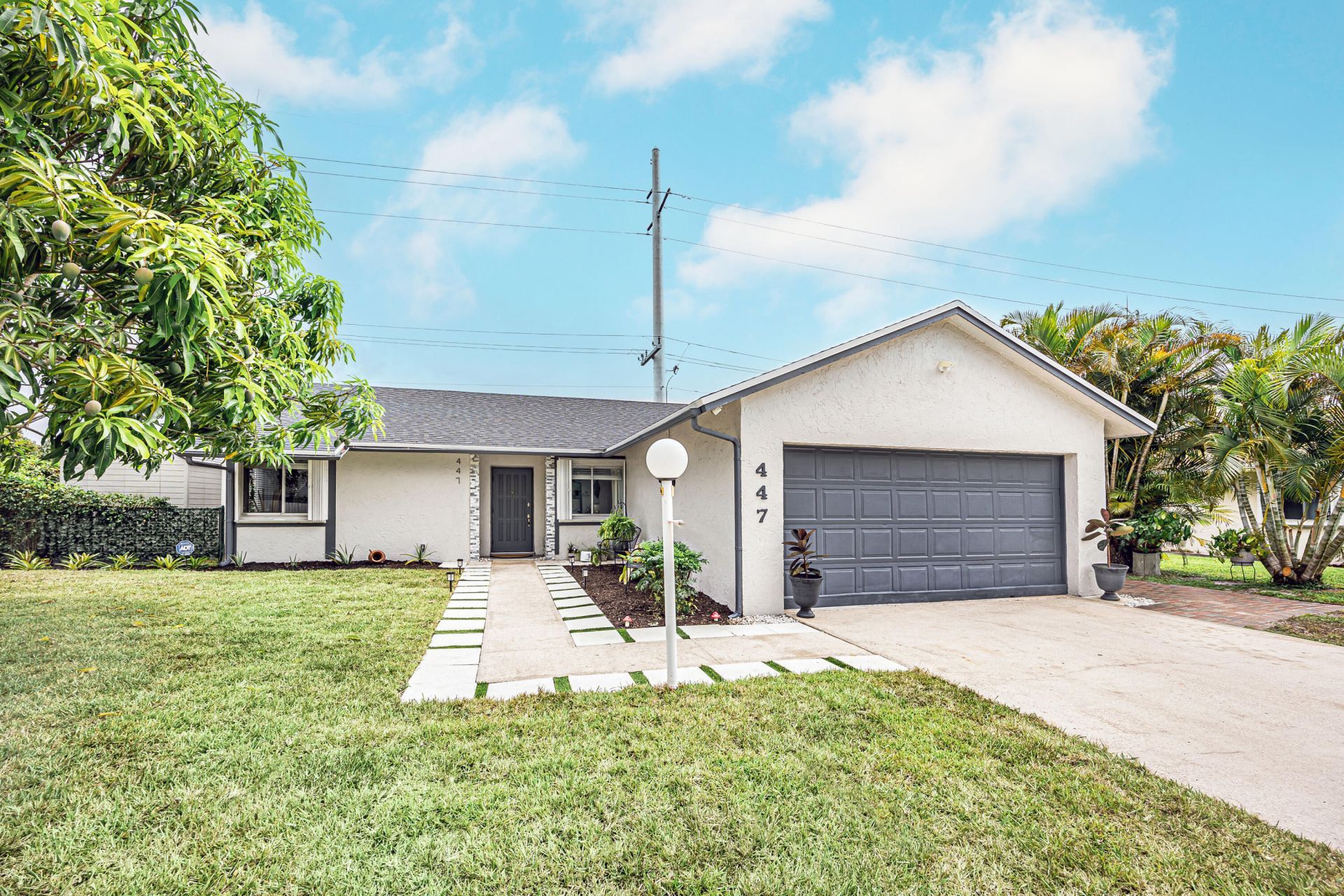 447 Foresta Terrace, West Palm Beach, FL 33415 Main Photo