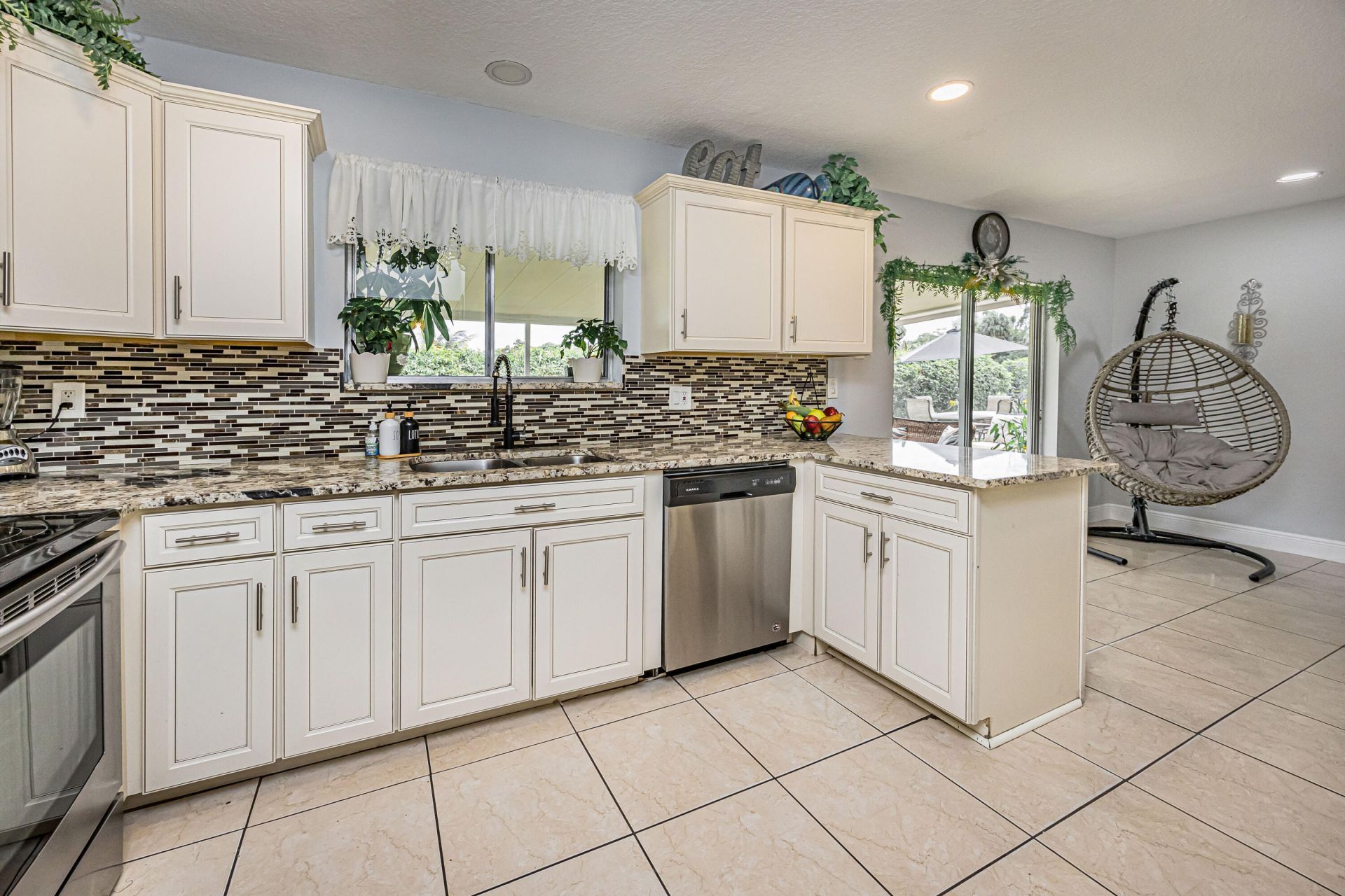 447 Foresta Terrace, West Palm Beach, FL 33415 Photo