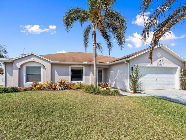 2044 SW Brevity Terrace, Port St. Lucie, FL 34953