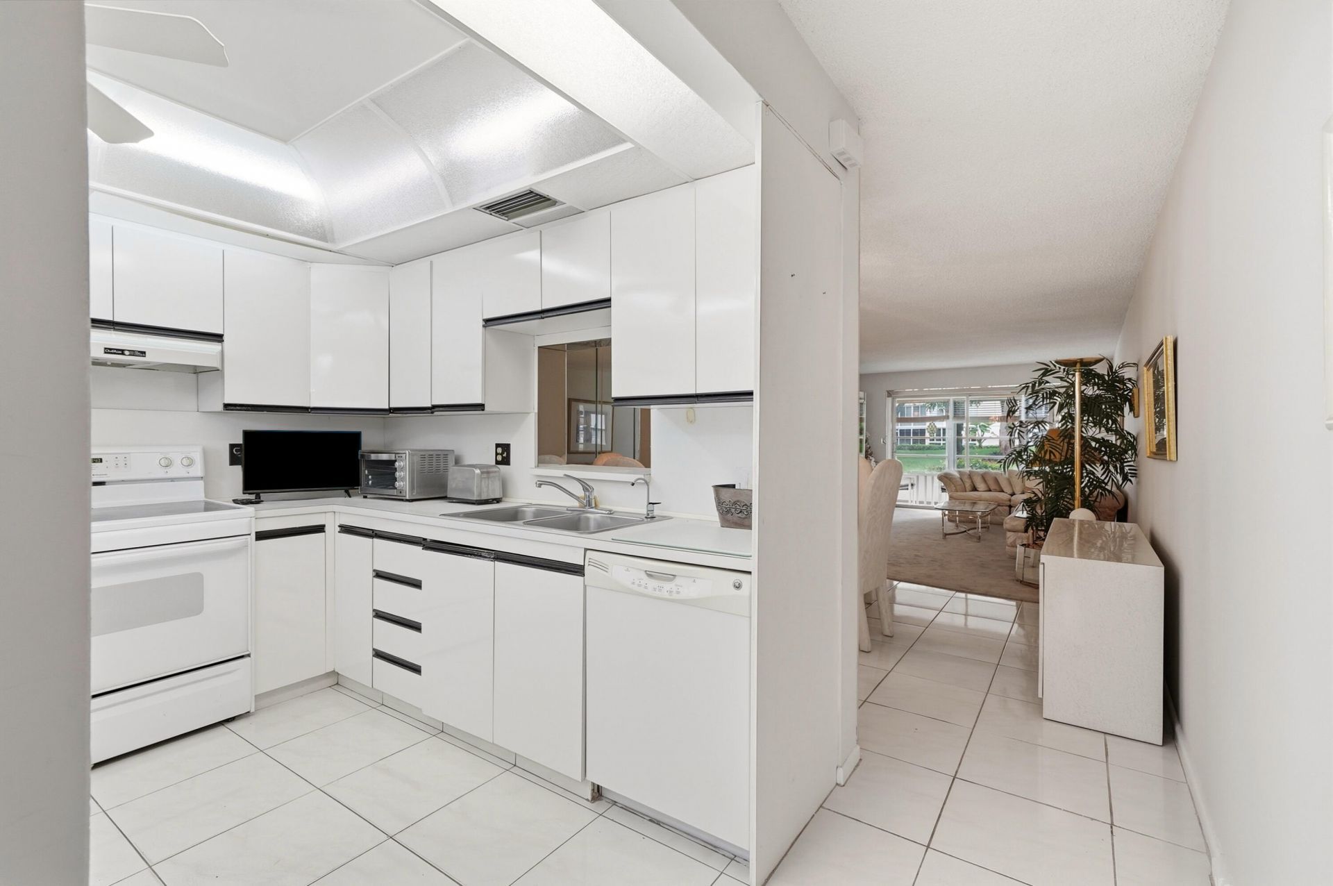2302 Lucaya Lane, Unit E1, Coconut Creek, FL 33066 Photo