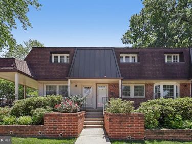 103 S VIRGINIA AVENUE , Unit 401, FALLS CHURCH, VA 22046