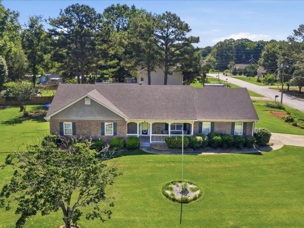 15 Ashton Court, Covington, GA 30016