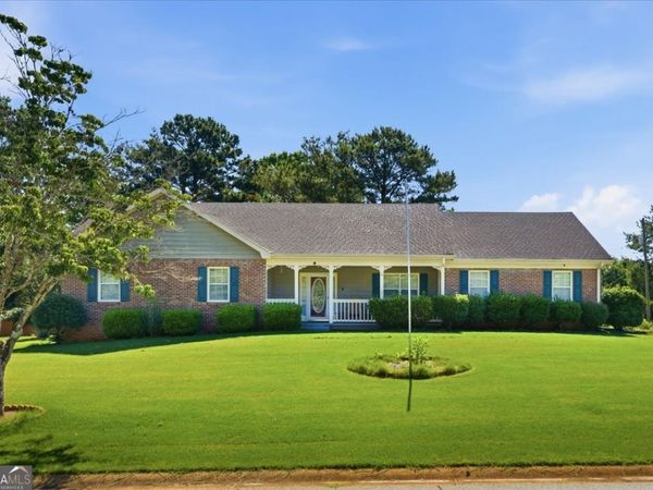 15 Ashton Court, Covington, GA 30016