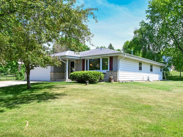 N69W29463 River Front Dr, Merton, WI 53029