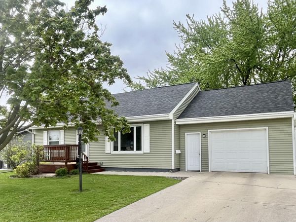 721 Menasha St, Reedsville, WI 54230