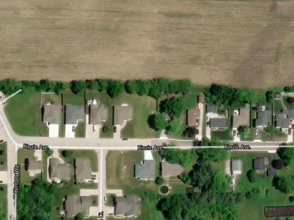 6342 Kinzie Ave, Mount Pleasant, WI 53406