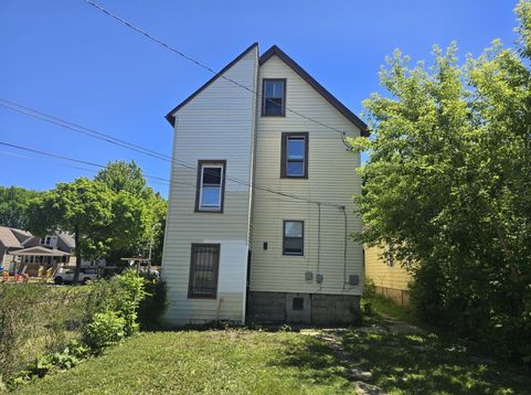 Main Photo