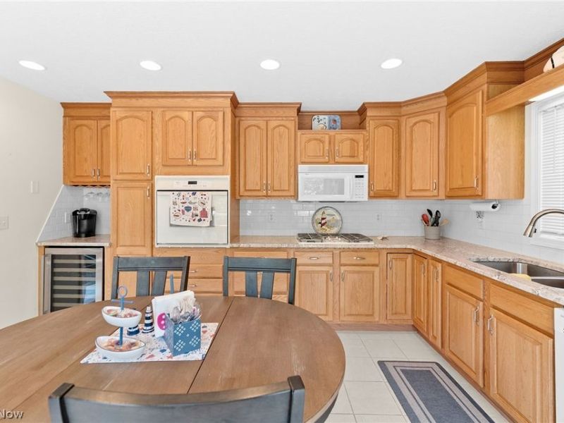 1190 Lincoln Street SW, Sherrodsville, OH 44675 Photo 17