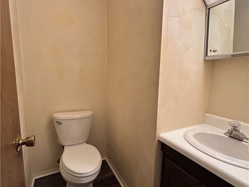 123 Orchard Drive , Unit #C, Saint Clairsville, OH 43950 Photo 7