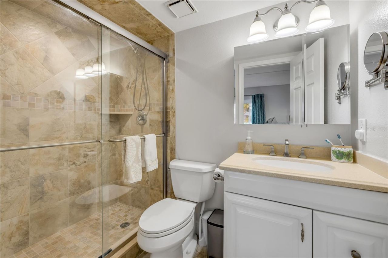315 N Causeway, Unit C304, New Smyrna Beach, FL 32169 Photo