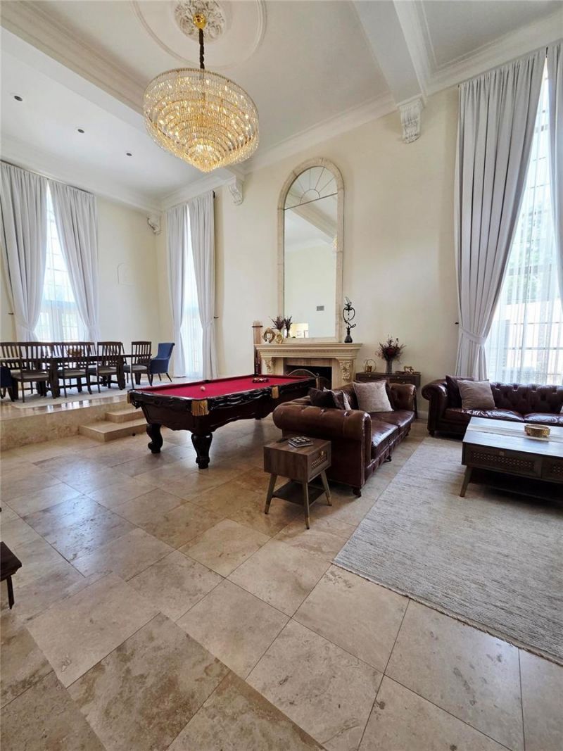 411 72nd Street S, Saint Petersburg, FL 33707 Photo