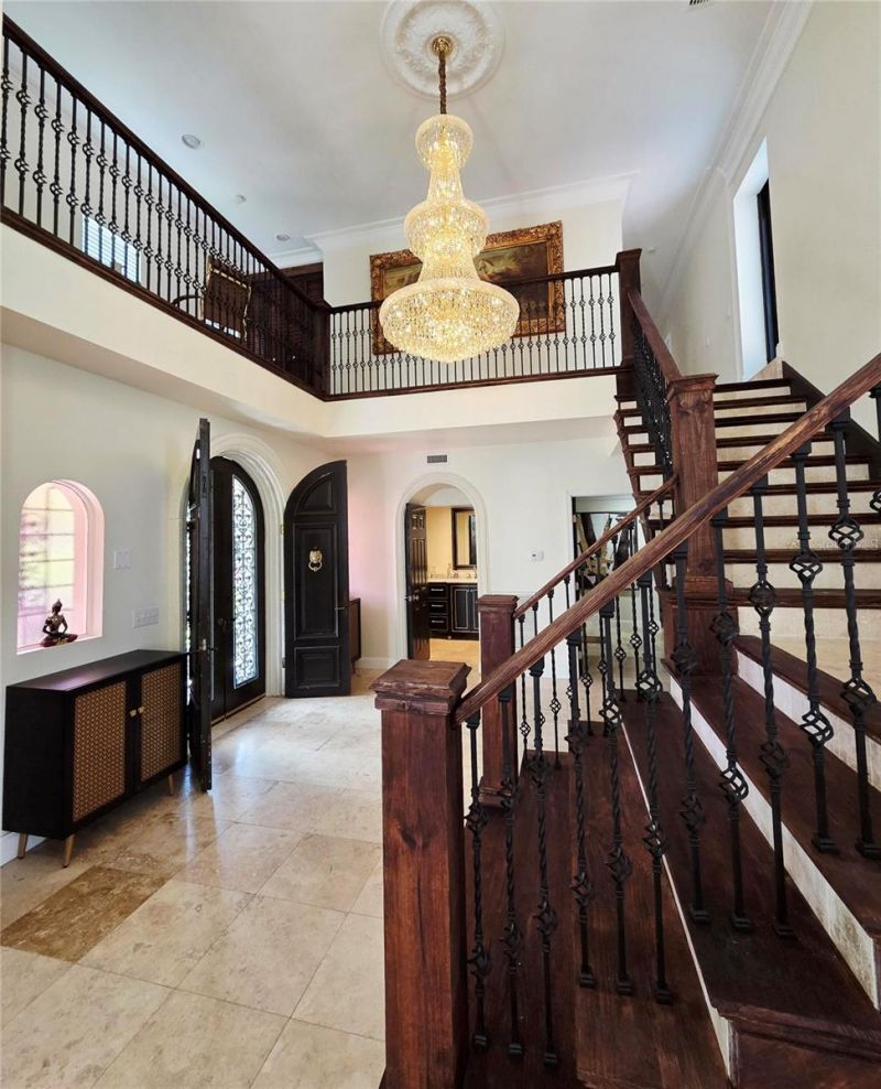 411 72nd Street S, Saint Petersburg, FL 33707 Photo