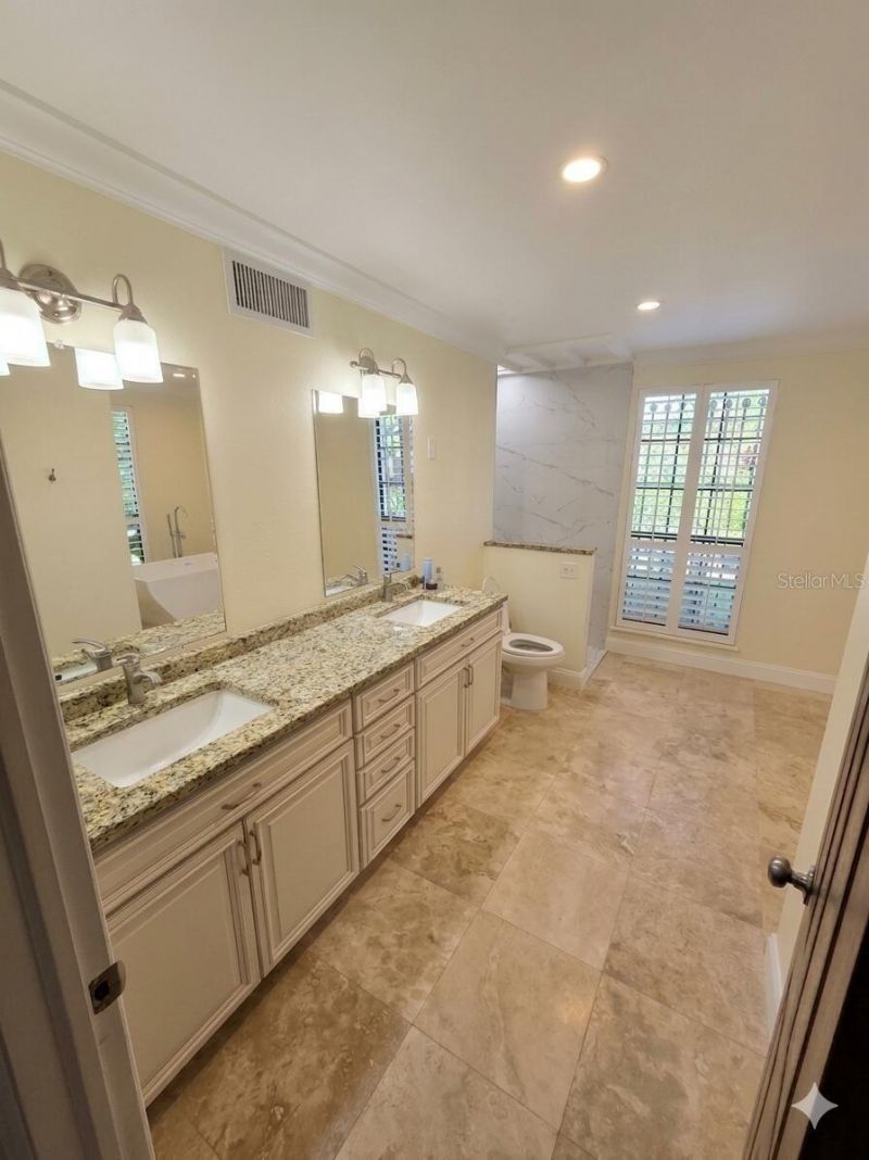 411 72nd Street S, Saint Petersburg, FL 33707 Photo