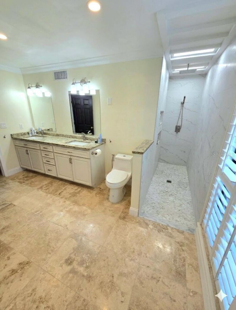 411 72nd Street S, Saint Petersburg, FL 33707 Photo