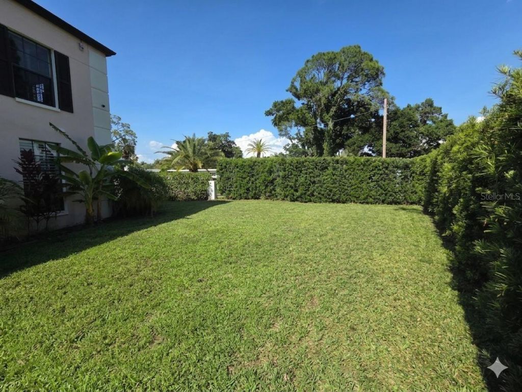 411 72nd Street S, Saint Petersburg, FL 33707 Photo