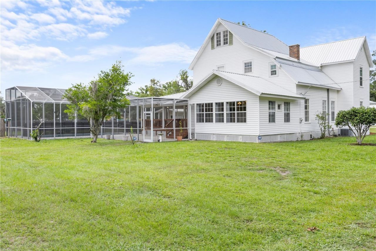 1005 11th Avenue, Wellborn, FL 32094 Photo