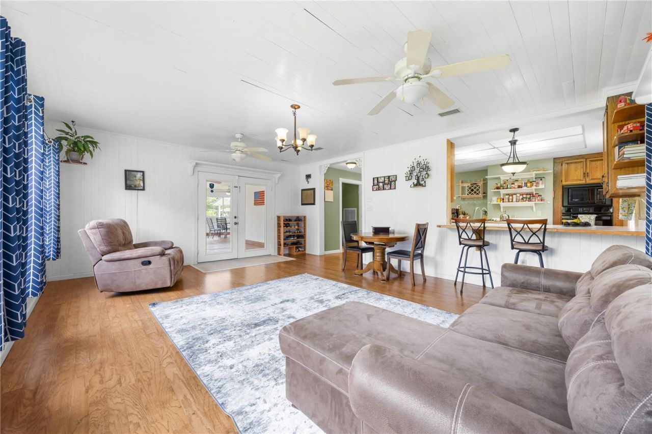 1005 11th Avenue, Wellborn, FL 32094 Photo