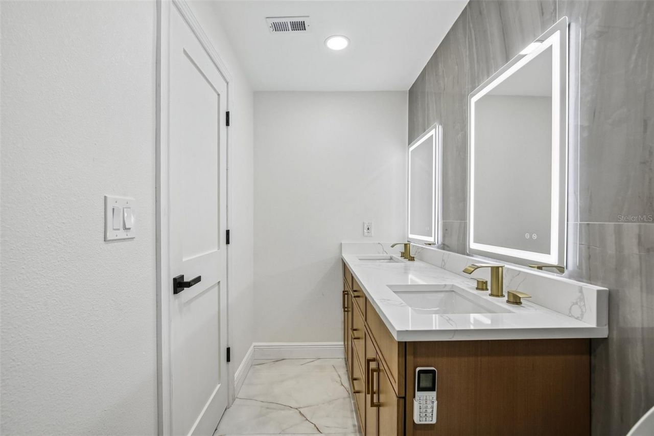 2230 Albright Drive, Clearwater, FL 33765 Photo
