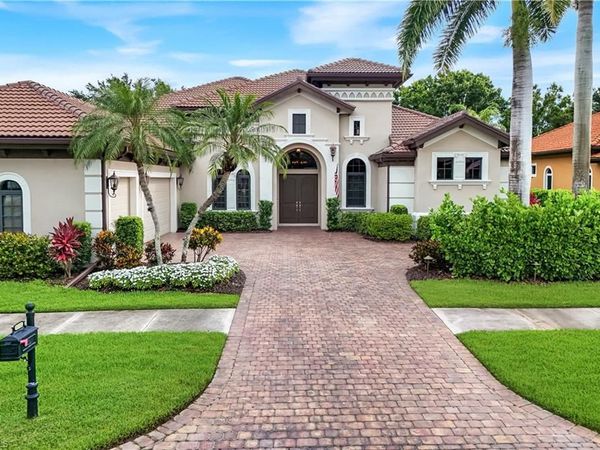 9002 Shenendoah CIR, NAPLES, FL 34113