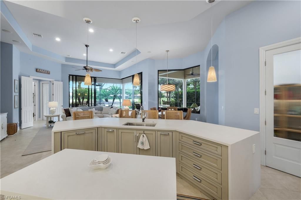9002 Shenendoah Cir, Naples, FL 34113 Photo