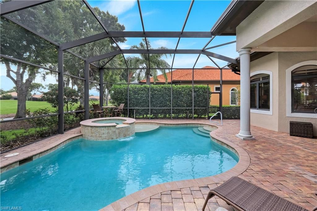 9002 Shenendoah Cir, Naples, FL 34113 Photo