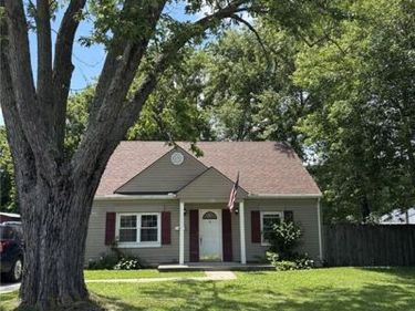 63 Ohio Avenue, Sabina, OH 45169