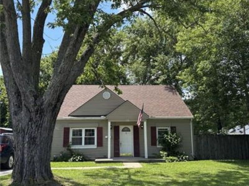 63 Ohio Avenue, Sabina, OH 45169 Photo 1
