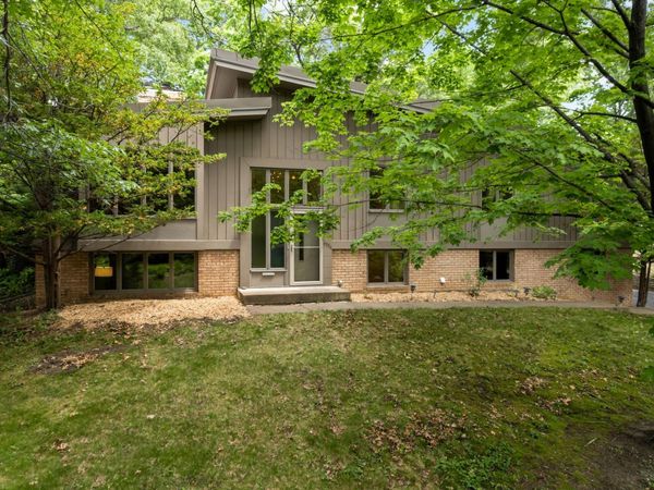 4336 Avondale Road , Golden Valley, MN 55416