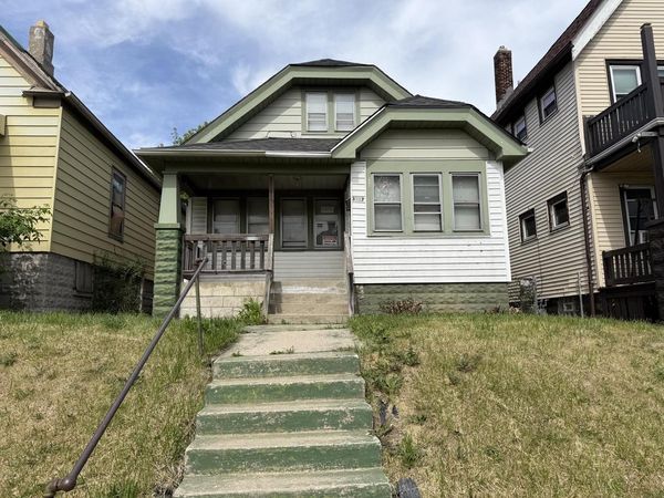 3357 N 20th STREET, Milwaukee, WI 53206