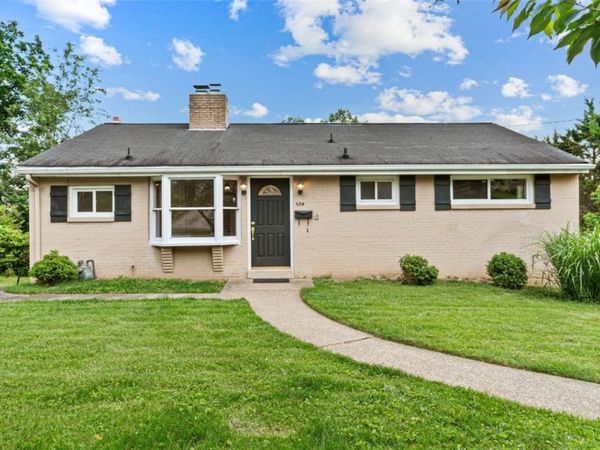 504 Long Dr , Pittsburgh, PA 15241