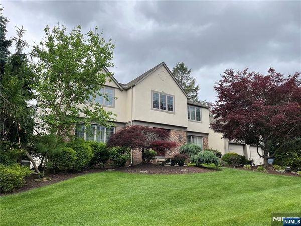 839 Hennigar Place, ORADELL, NJ 07649