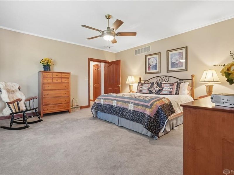 1101 Chickasaw Drive, London, OH 43140 Photo 11
