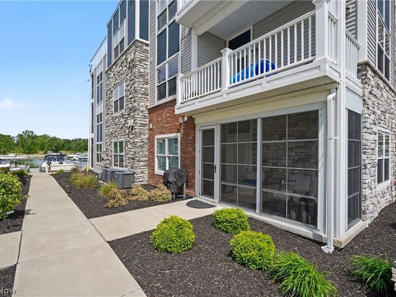 2602 S Waterside Court , Unit 512, Lakeside Marblehead, OH 43440 Photo 3