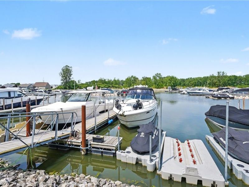 2602 S Waterside Court , Unit 512, Lakeside Marblehead, OH 43440 Photo 4