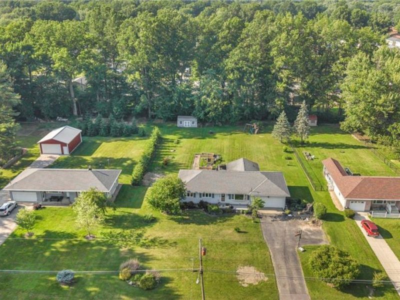 39550 Calann Drive , Elyria, OH 44035 Photo 45