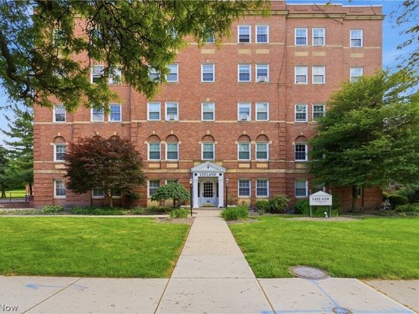15820 Van Aken Boulevard, Unit 507, Shaker Heights, OH 44120