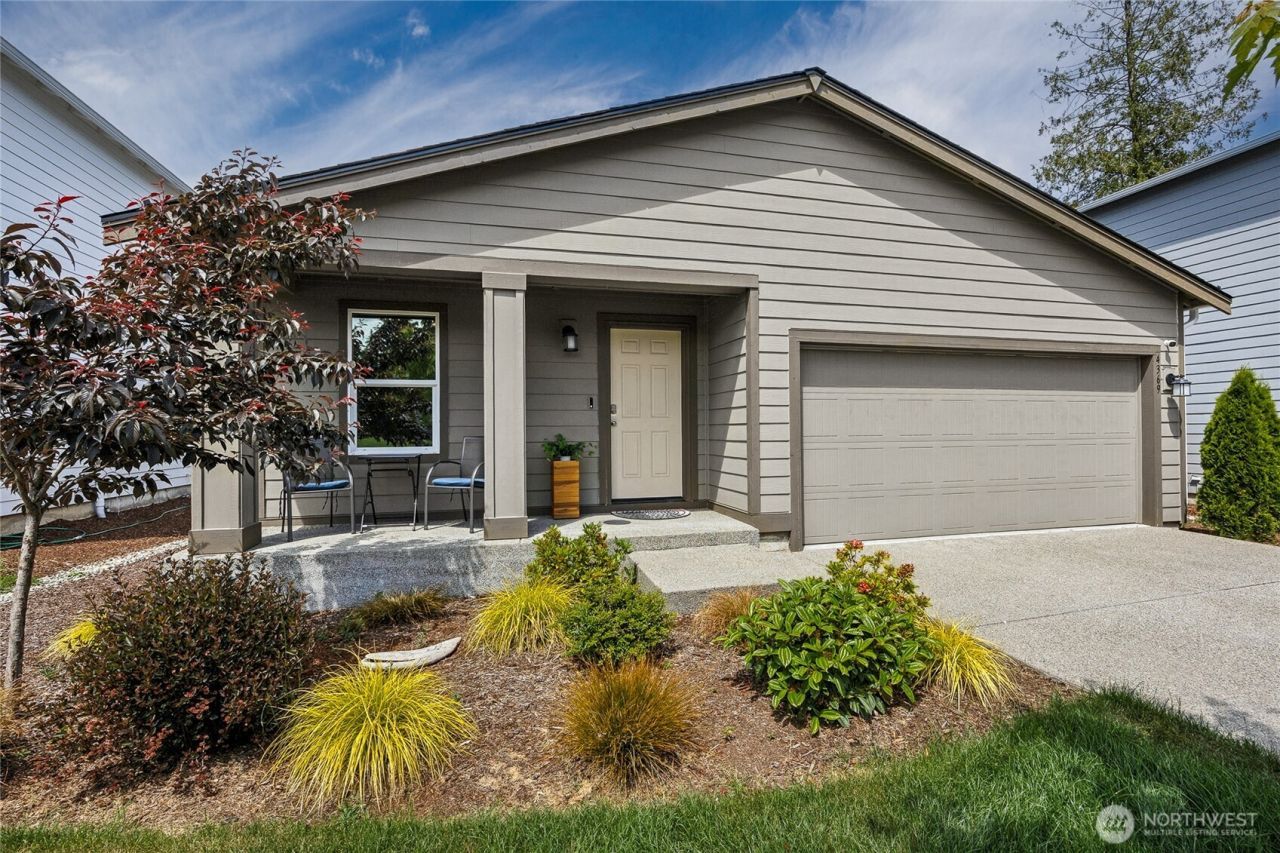 4369 SE Woodford Court , Port Orchard, WA 98366