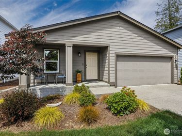 4369 SE Woodford Court , Port Orchard, WA 98366