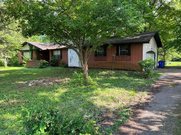 2133 Mccutcheon Road, Columbus, OH 43219