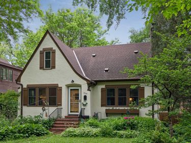 1908 E River Terrace, Minneapolis, MN 55414