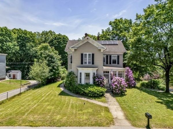 56 Cherry St, Spencer, MA 01562